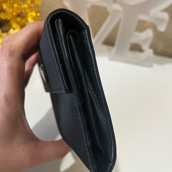 PRADA TESSUTO BLACK NYLON WALLET - Picture 4 of 15